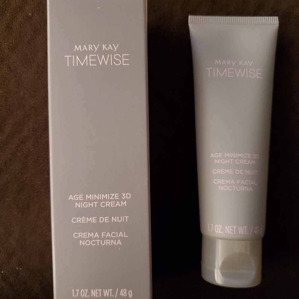 TimeWise® Age Minimize 3D® Night Cream - Combination/Oily